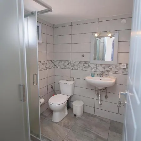 Akrogiali Hotel *