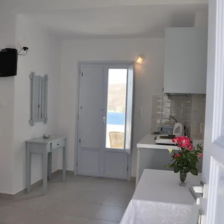 Akrogiali אגיאלי