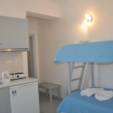 מלון Akrogiali אגיאלי